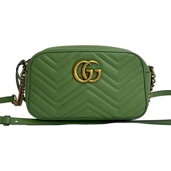 Sac à bandoulière/pochette matelassé en cuir GUCCI GG Marmont vert clair, presque neuf (61489)