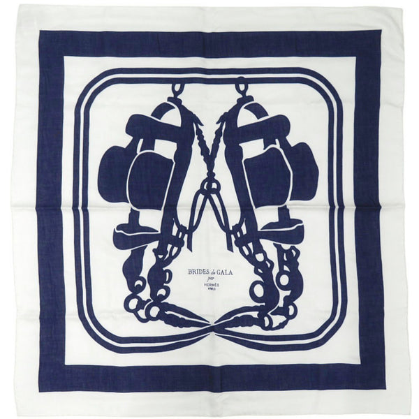 Ongebruikte Hermès Carré 90 Brides de Gala Tattoo-sjaal van katoen, zijde en polyester, wit en marineblauw 1545HERMES